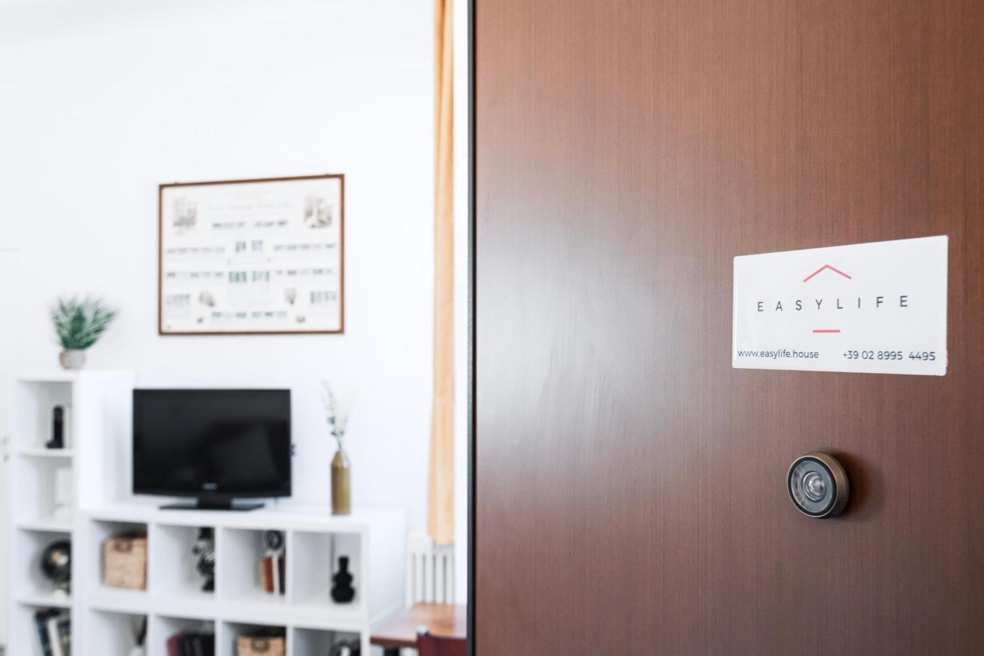Easylife - Studio Moderno E Luminoso In Repubblica Milan Luaran gambar